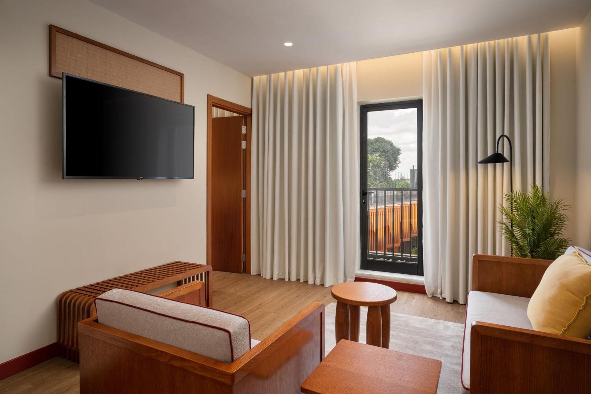 Protea Hotel By Marriott Luanda Esterno foto