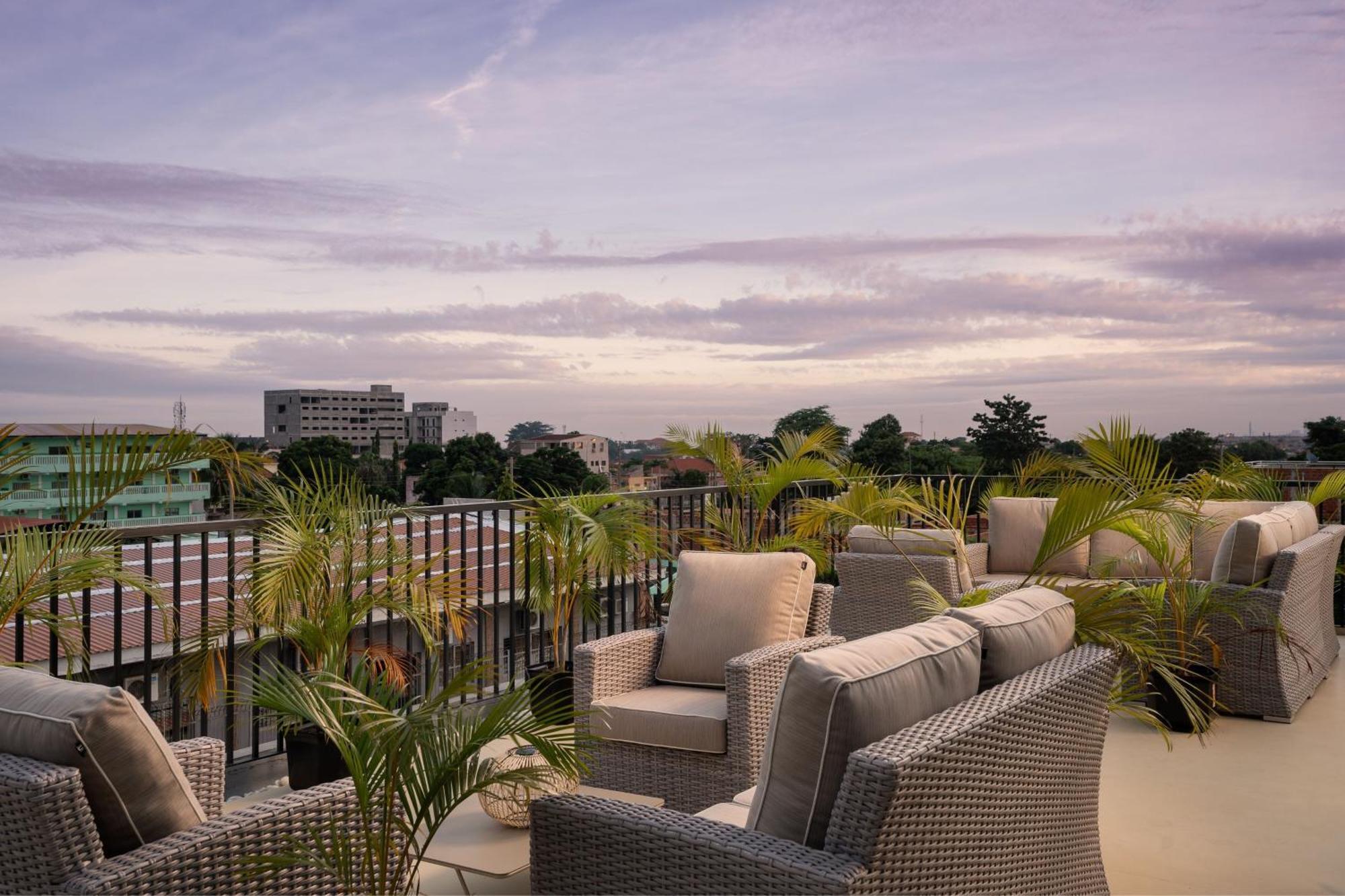 Protea Hotel By Marriott Luanda Esterno foto